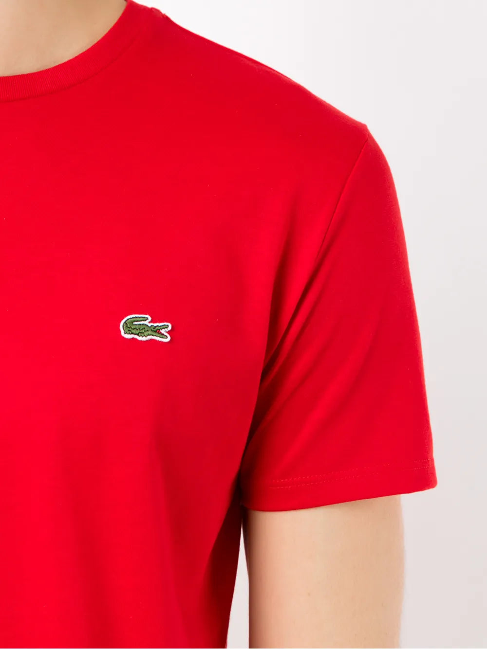 T-shirt vermelho com logo