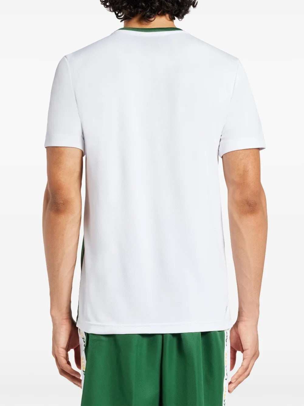 T-shirt com acabamento de logo