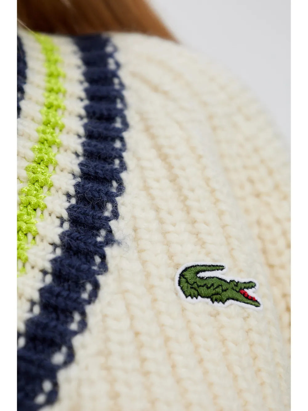 suéter de gola redonda