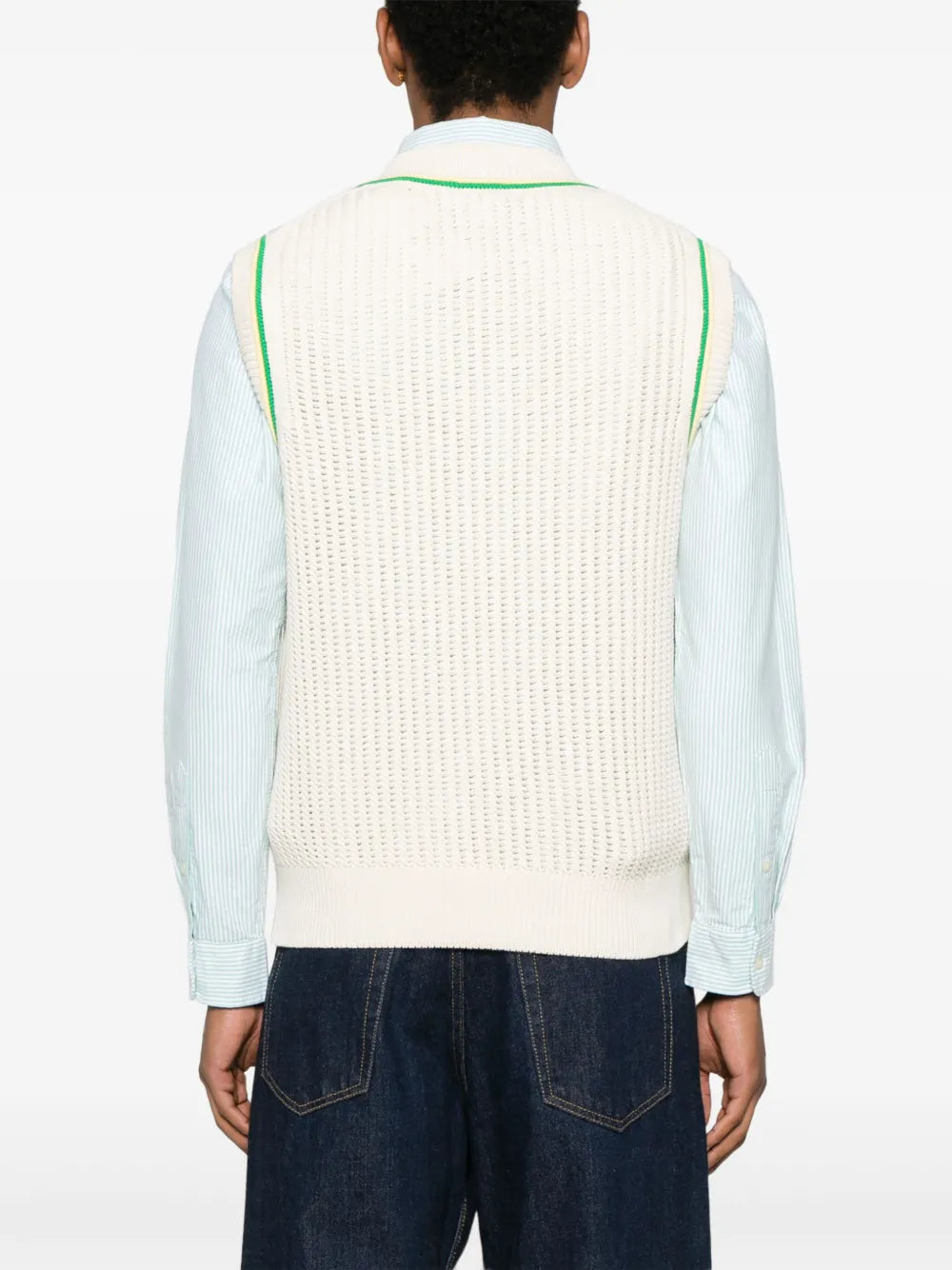 Colete com patch de logo