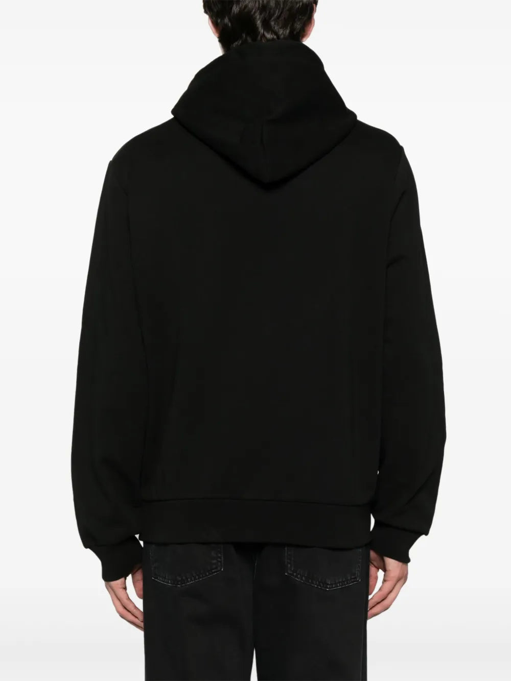 Casaco preto com capuz e patch de logo