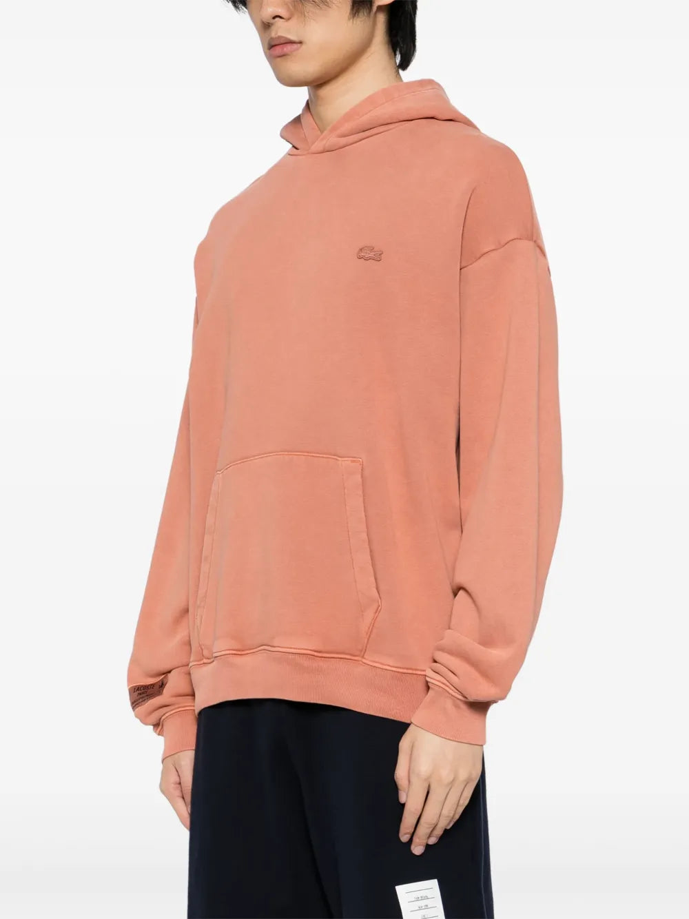 Casaco rosa claro jeans com capuz e patch de logo