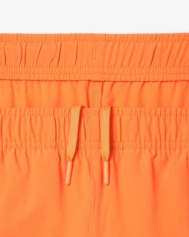 Conjunto laranja com logo