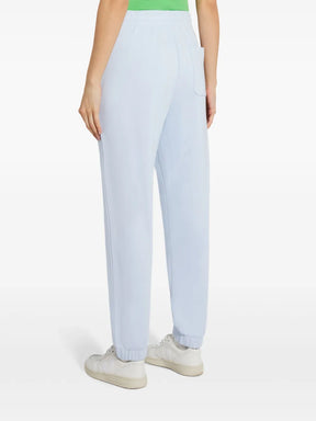 calças com logotipo impresso