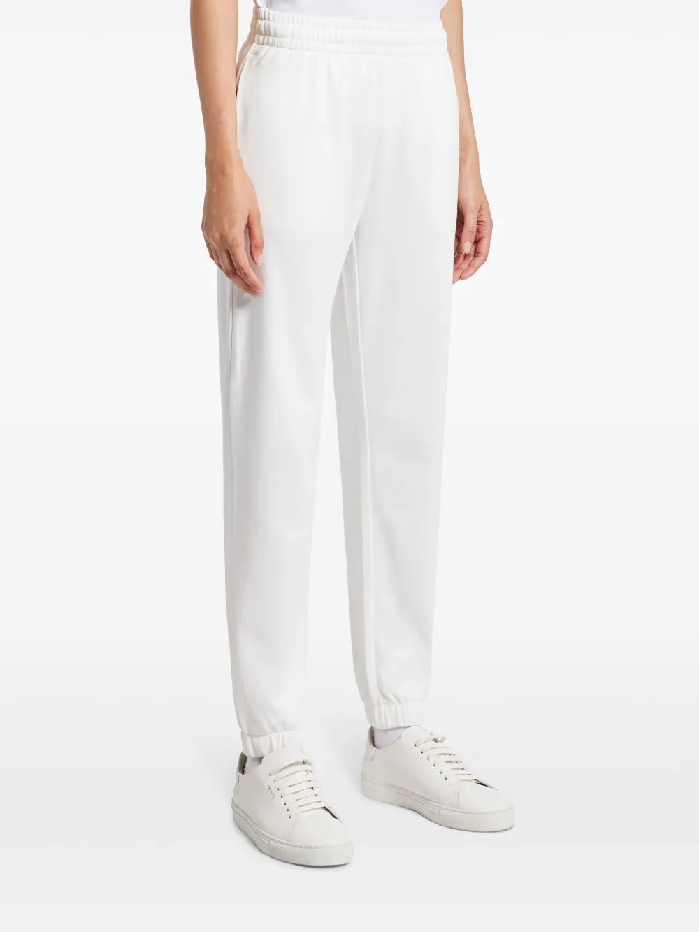 calças com logotipo