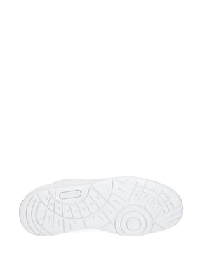 Tênis com patch de logo