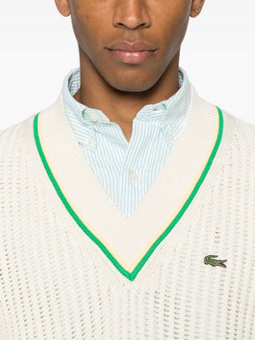 suéter com remendo de logotipo