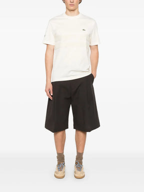 T-shirt com aplicação de logo