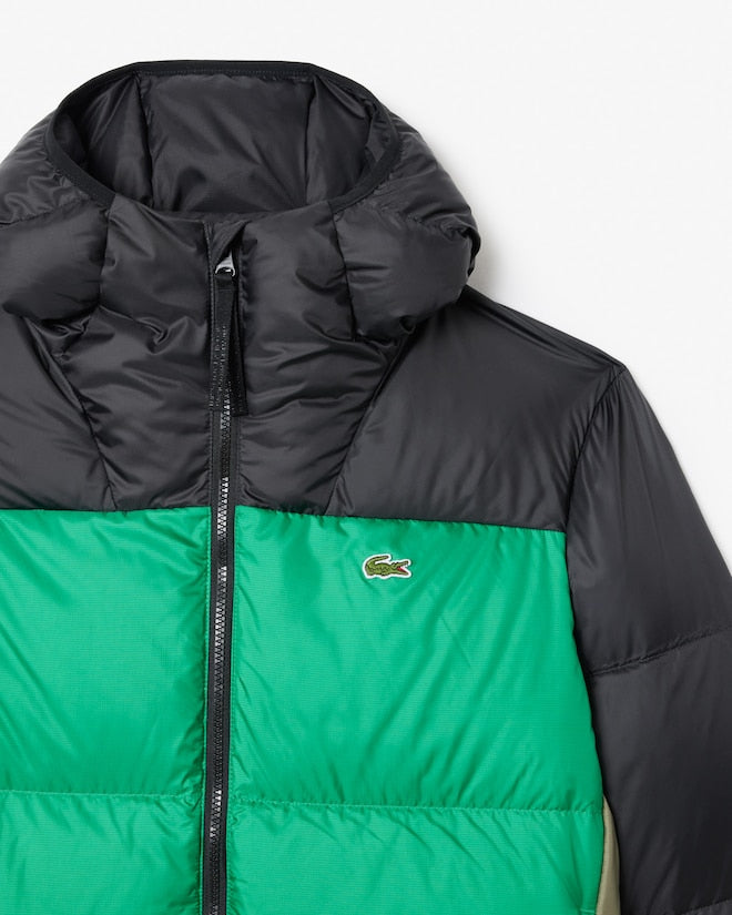 Casaco acolchoada impermeável com blocos de cores