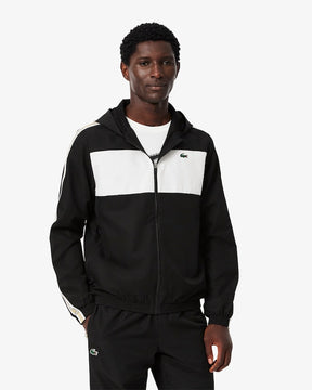 Casaco castanho e branco desportivo com logo