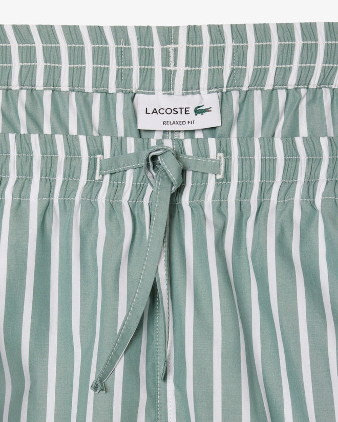 Shorts listrados folgados