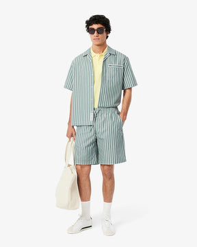 Shorts listrados folgados