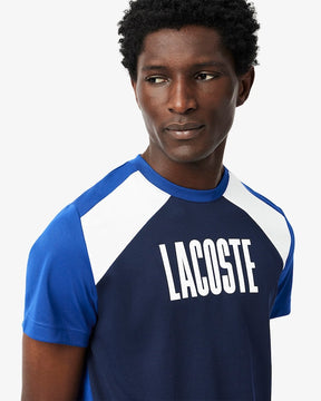 T-shirt desportiva com blocos de cores