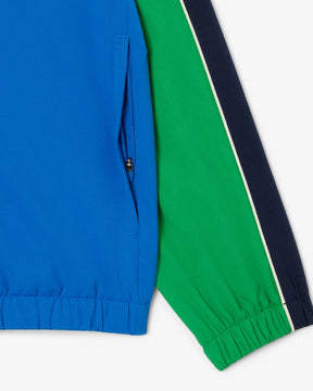 Conjunto verde e azul com logo