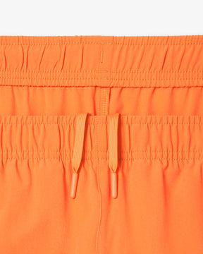 Conjunto laranja com logo