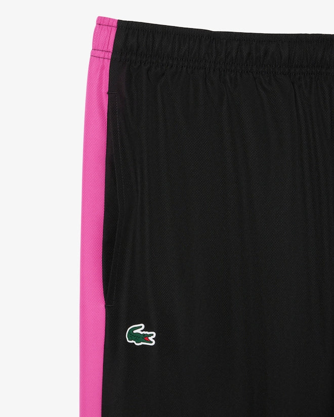 Conjunto rosa e branco com logo